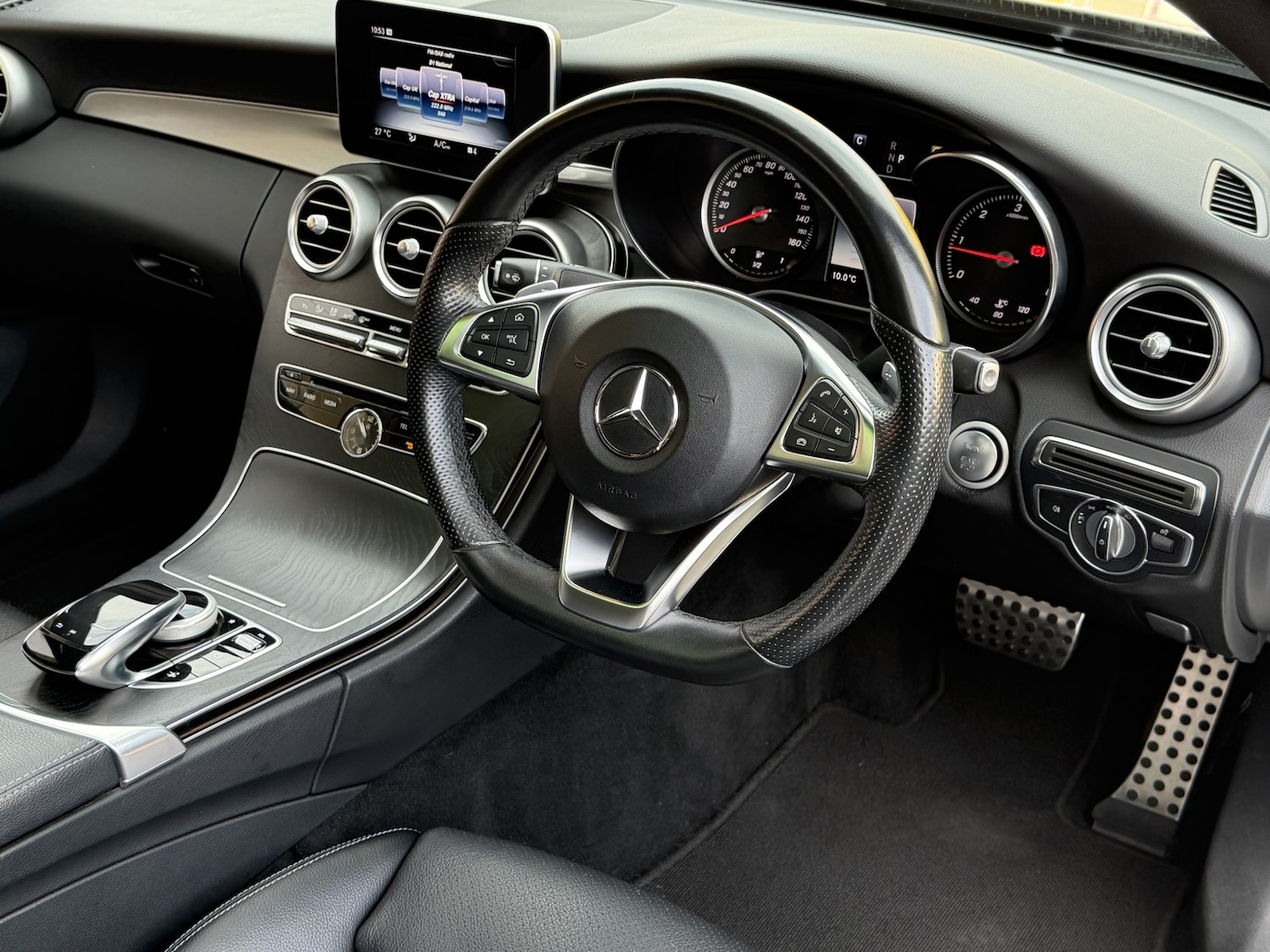 Used Mercedes-Benz C Class 2017 for sale - 76963312: Photo 3