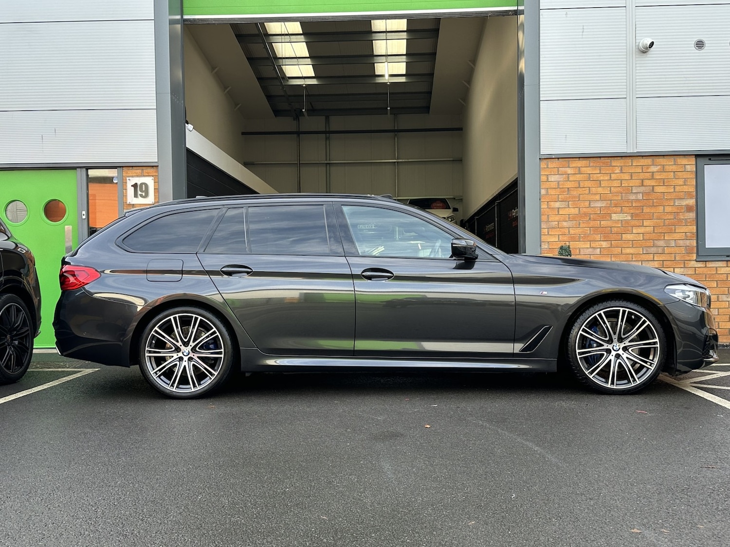 Used BMW 5 Series 2019 for sale - 76963406: Photo 16
