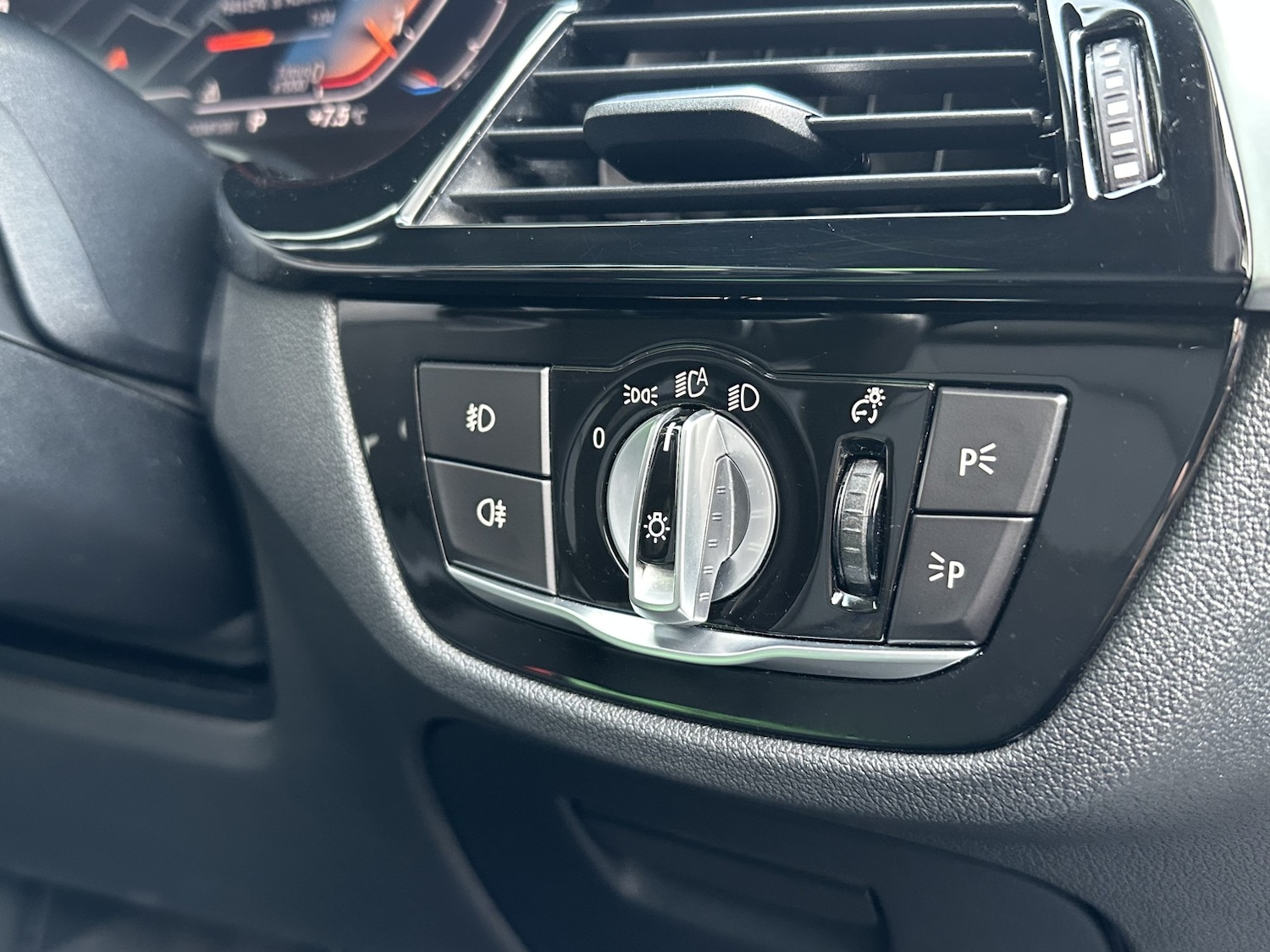 Used BMW 5 Series 2019 for sale - 76963406: Photo 30