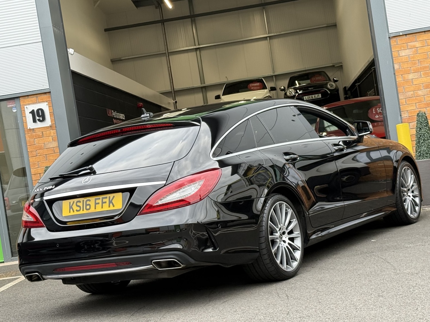 Used Mercedes-Benz CLS 2016 for sale - 76317439: Photo 11