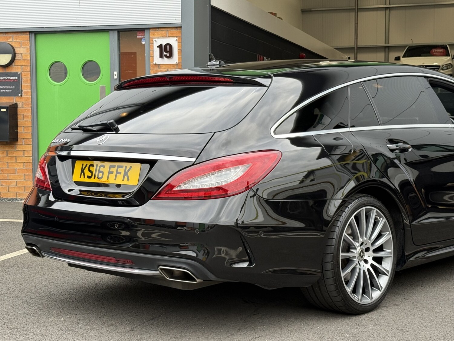 Used Mercedes-Benz CLS 2016 for sale - 76317439: Photo 12