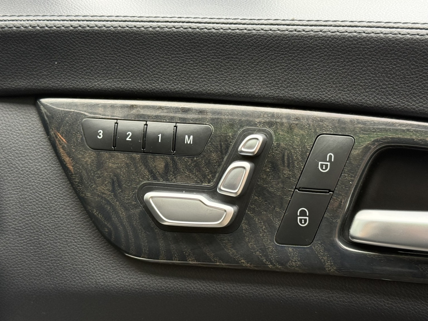 Used Mercedes-Benz CLS 2016 for sale - 76317439: Photo 27