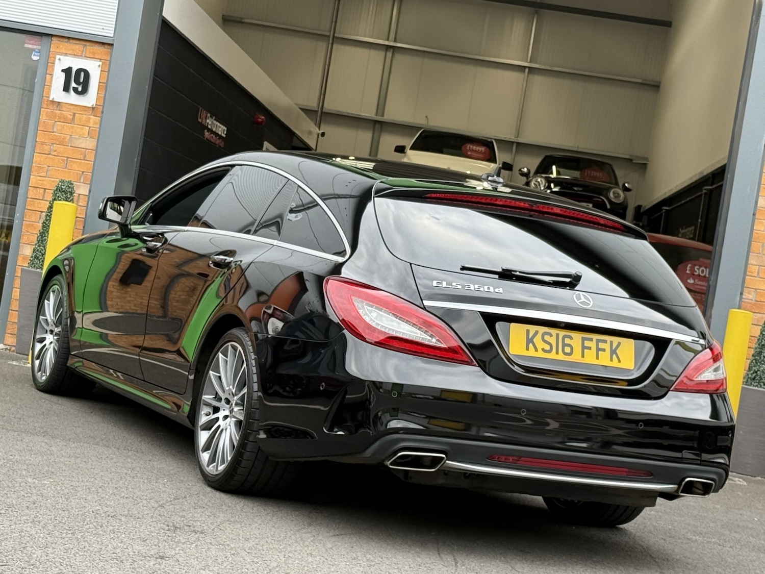 Used Mercedes-Benz CLS 2016 for sale - 76317439: Photo 9