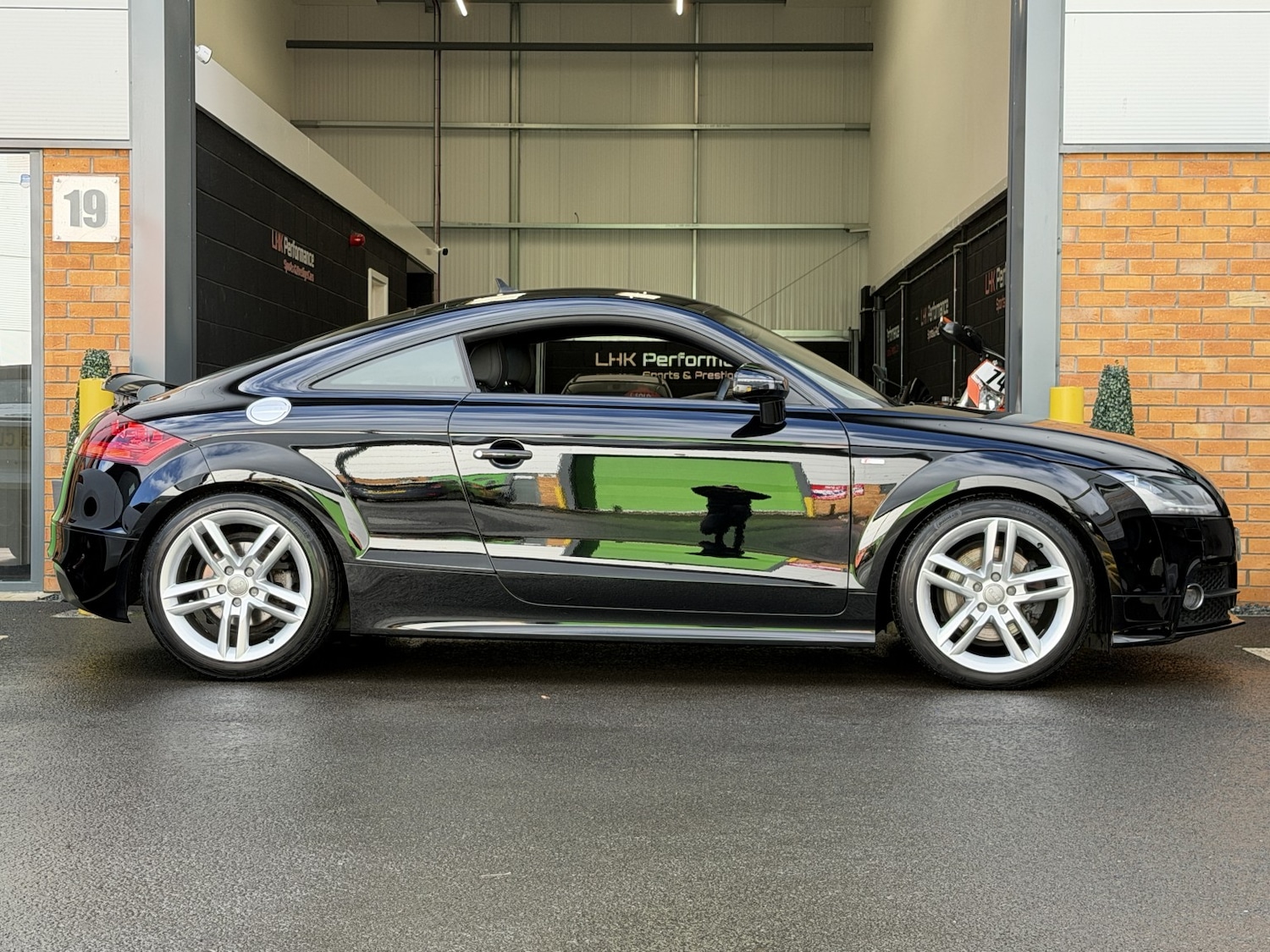 Used Audi TT 2014 for sale - 77572858: Photo 18