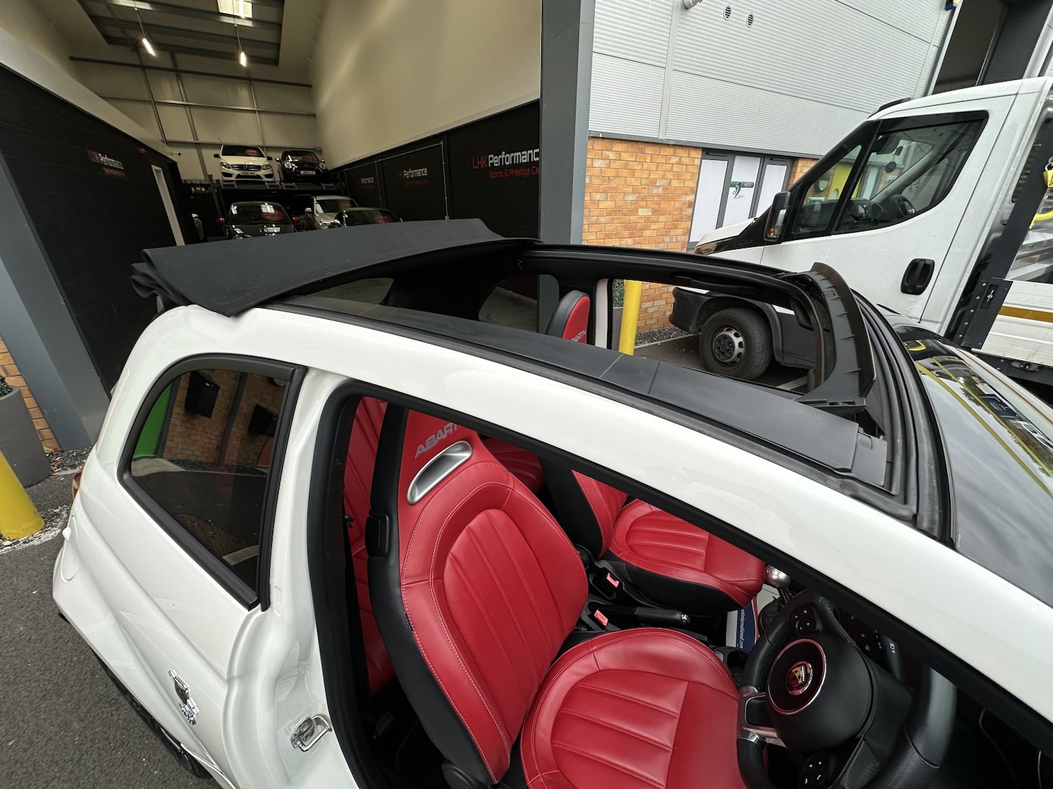 Used Abarth 595 2017 for sale - 76293176: Photo 28