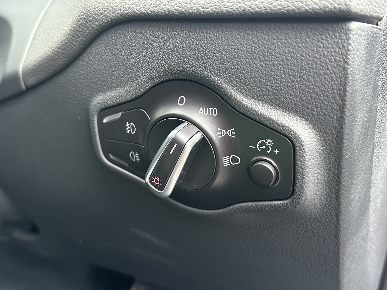 Used Audi SQ5 2016 for sale - 77438274: Photo 27