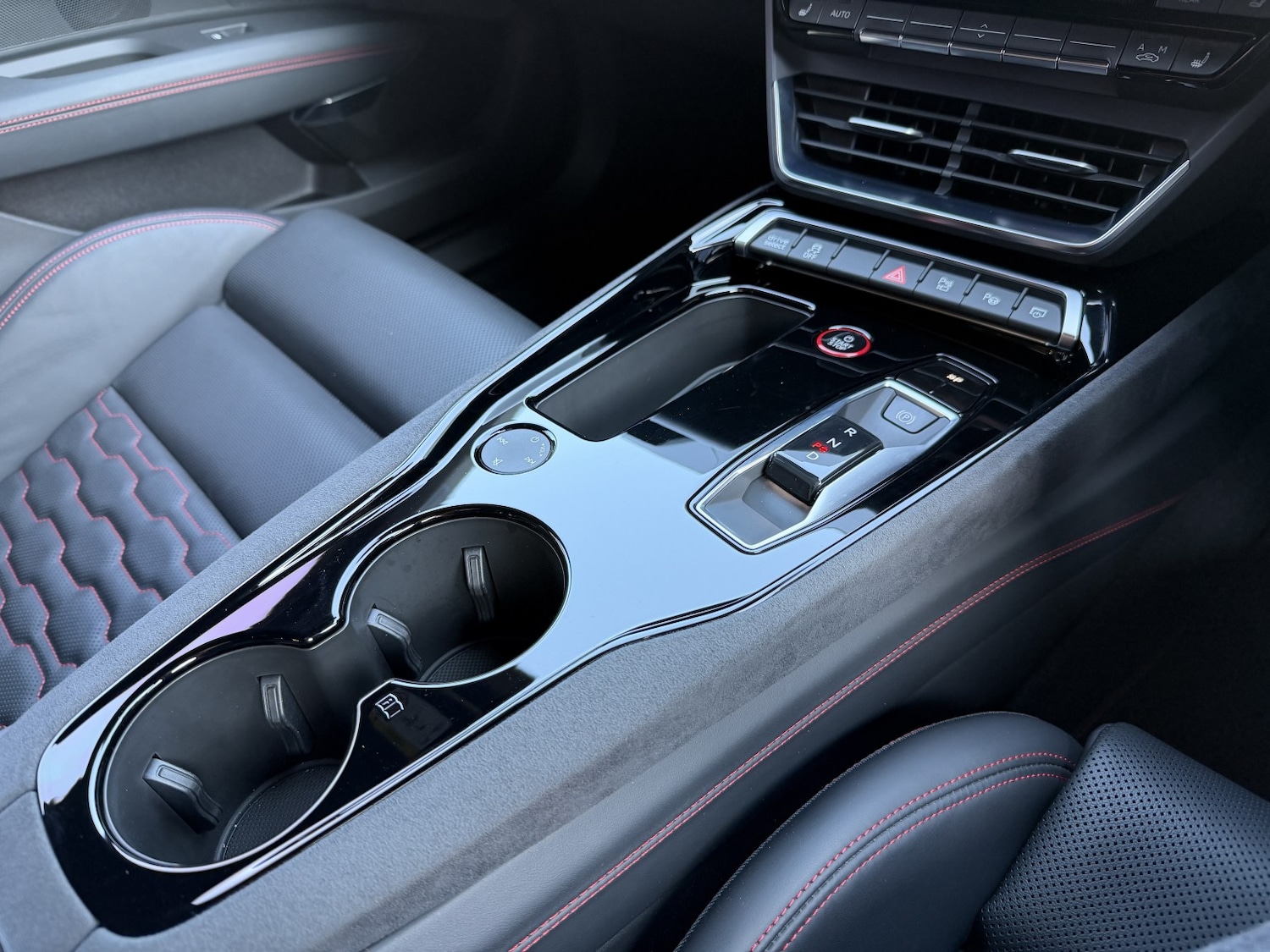 Used Audi RS e-tron GT 2022 for sale - 77954019: Photo 22