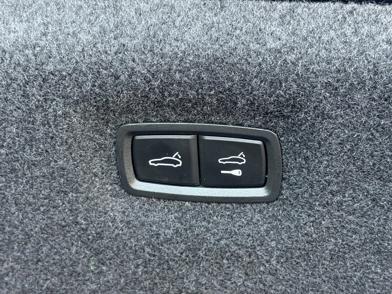 Used Audi RS e-tron GT 2022 for sale - 77954019: Photo 37