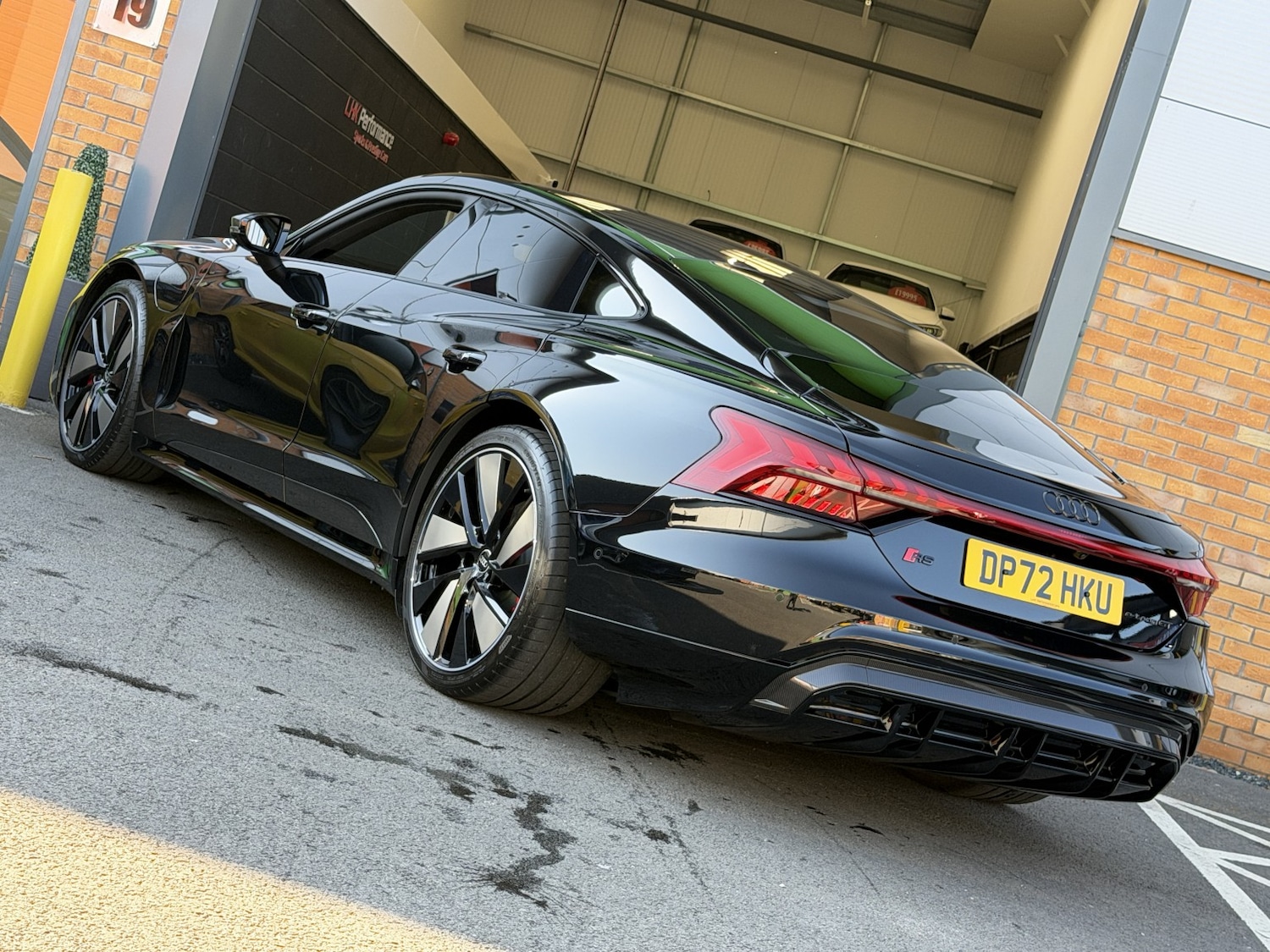 Used Audi RS e-tron GT 2022 for sale - 77954019: Photo 38