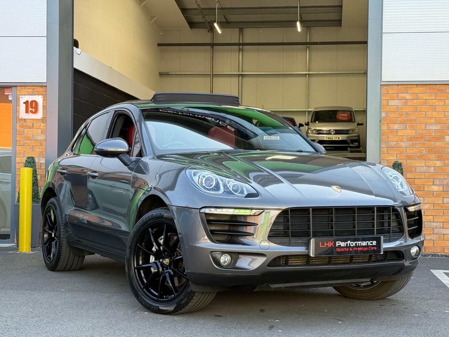 Used Porsche Macan 2015 for sale - 76951144: Photo 1