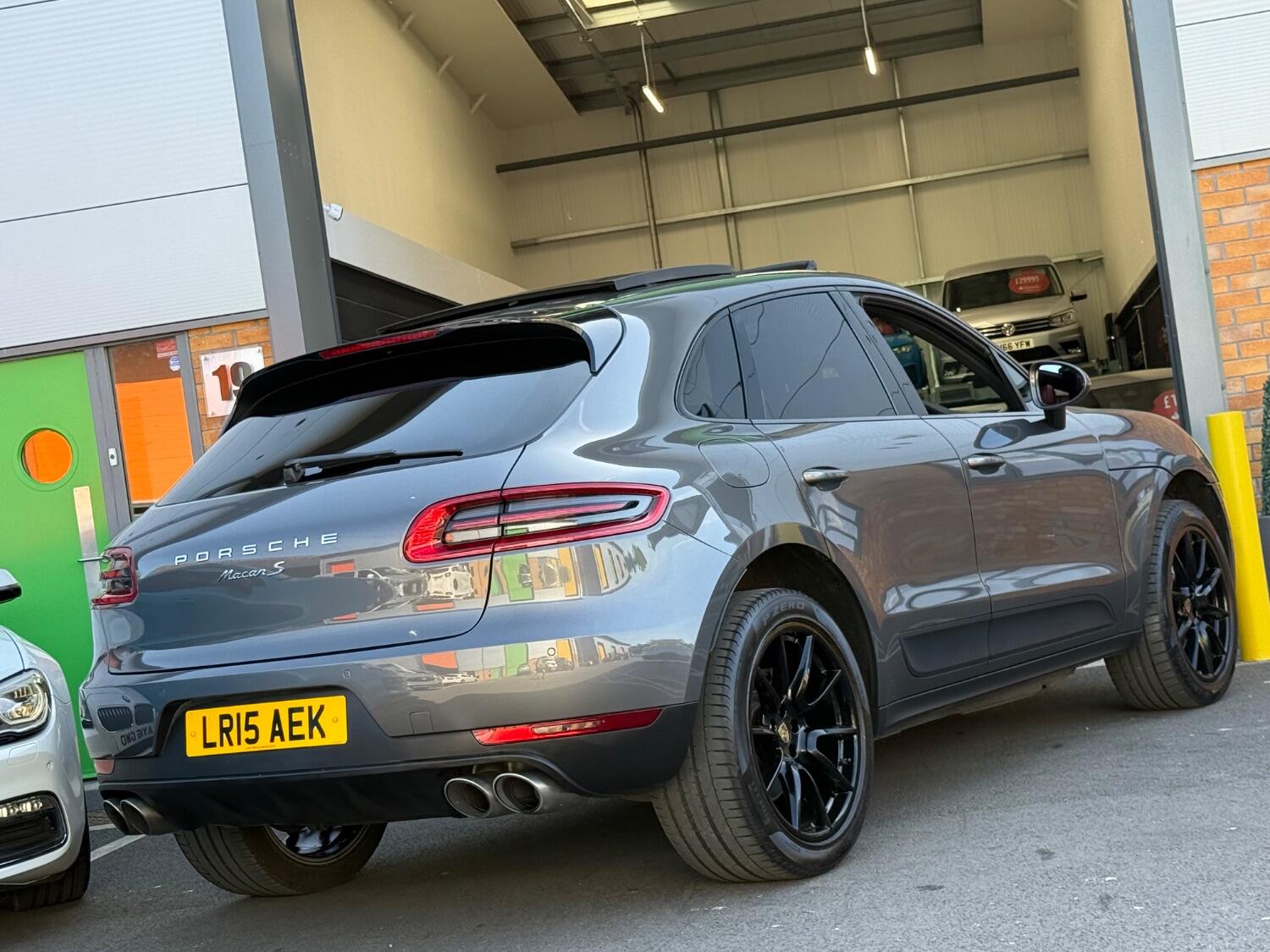 Used Porsche Macan 2015 for sale - 76951144: Photo 12