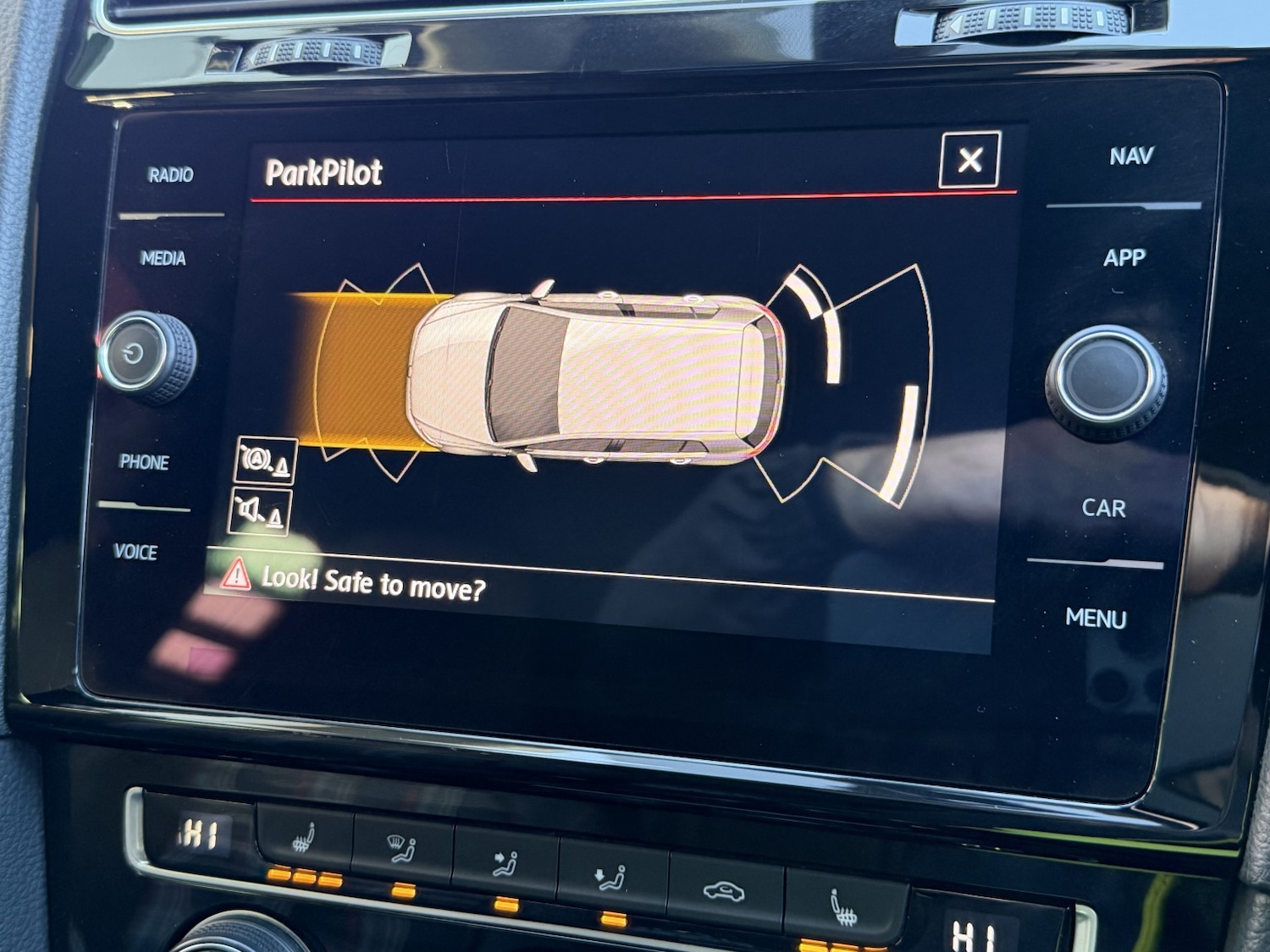 Used Volkswagen Golf 2017 for sale - 77363601: Photo 11