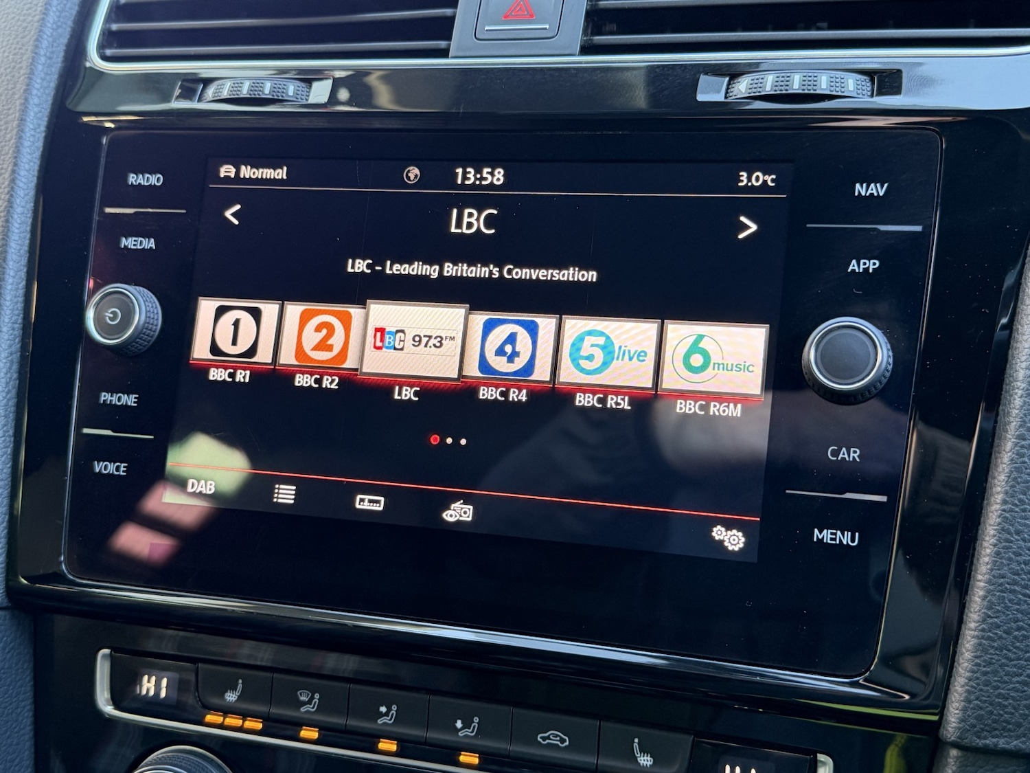 Used Volkswagen Golf 2017 for sale - 77363601: Photo 16