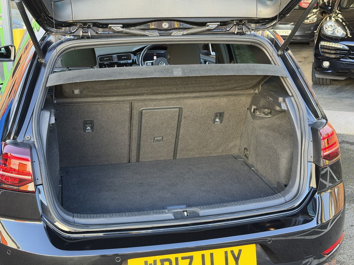 Used Volkswagen Golf 2017 for sale - 77363601: Photo 22