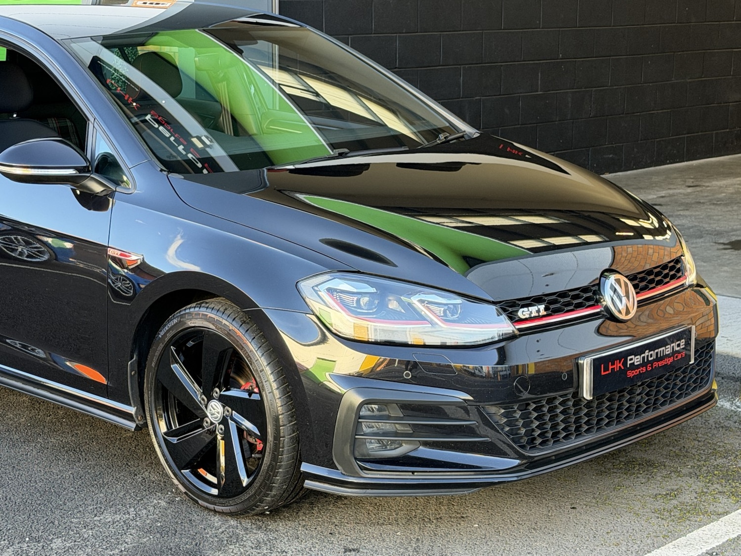 Used Volkswagen Golf 2017 for sale - 77363601: Photo 25