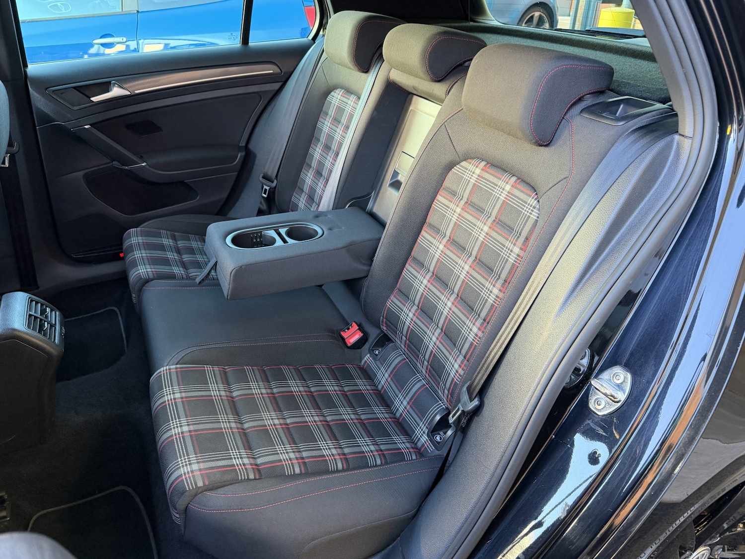 Used Volkswagen Golf 2017 for sale - 77363601: Photo 6