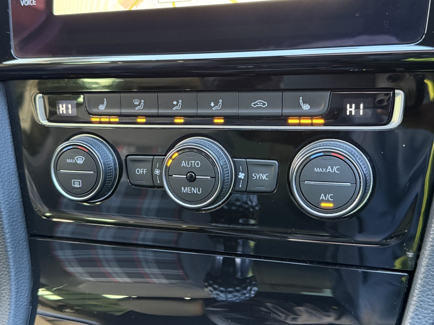 Used Volkswagen Golf 2017 for sale - 77363601: Photo 9