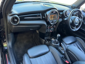 Used MINI Hatch 2016 for sale - 76030736: Photo 4