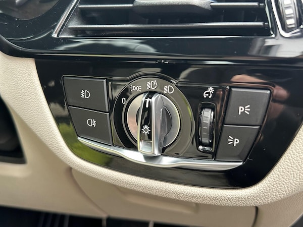 Used BMW 5 Series 2017 for sale - 76082600: Photo 33