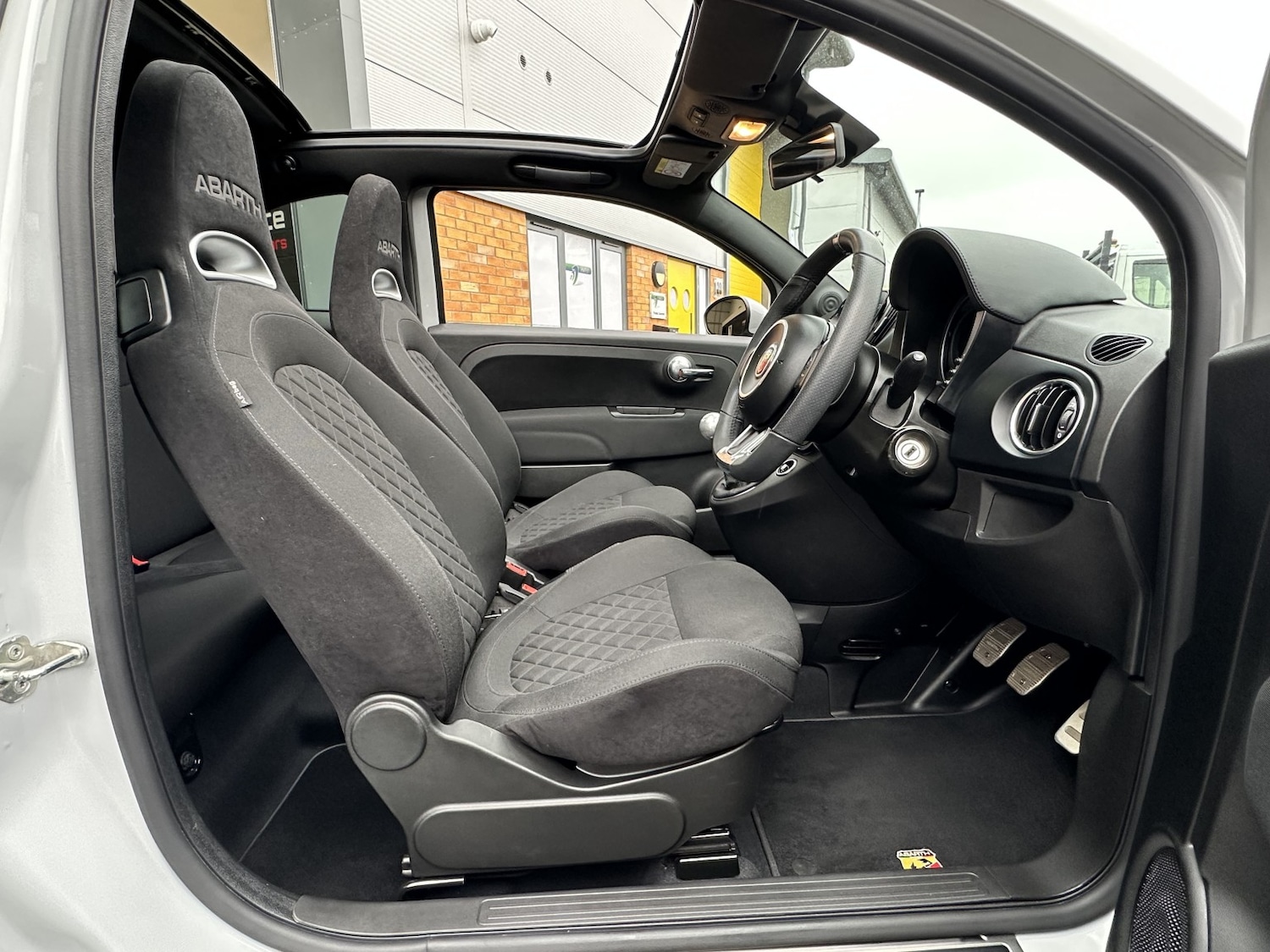 Used Abarth 595 2022 for sale - 77508595: Photo 5