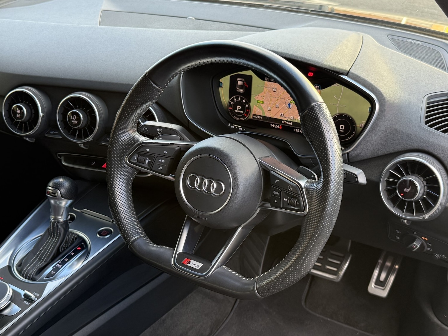 Used Audi TT 2015 for sale - 76347260: Photo 3