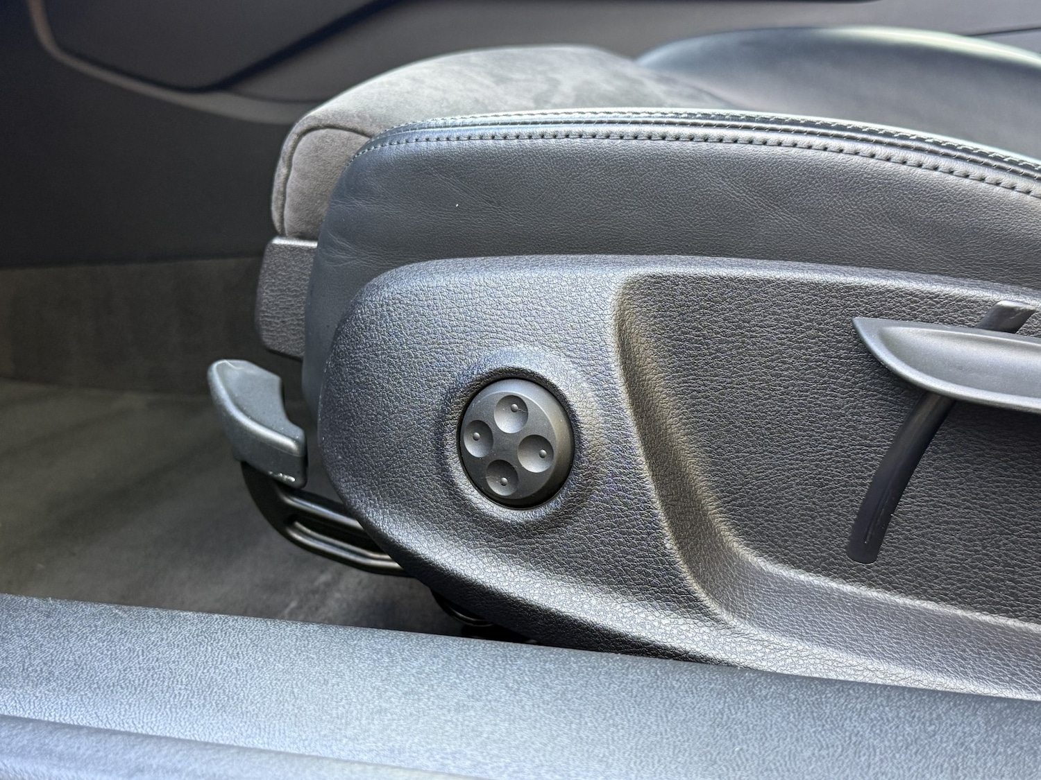 Used Audi TT 2015 for sale - 76347260: Photo 30