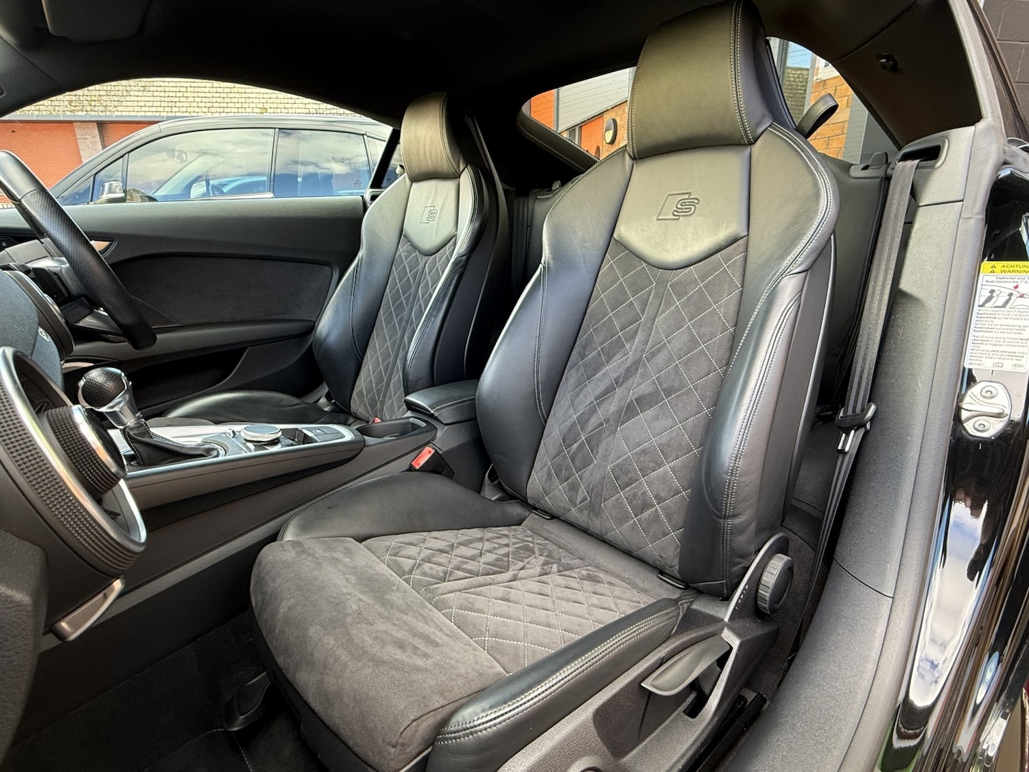 Used Audi TT 2015 for sale - 76347260: Photo 4