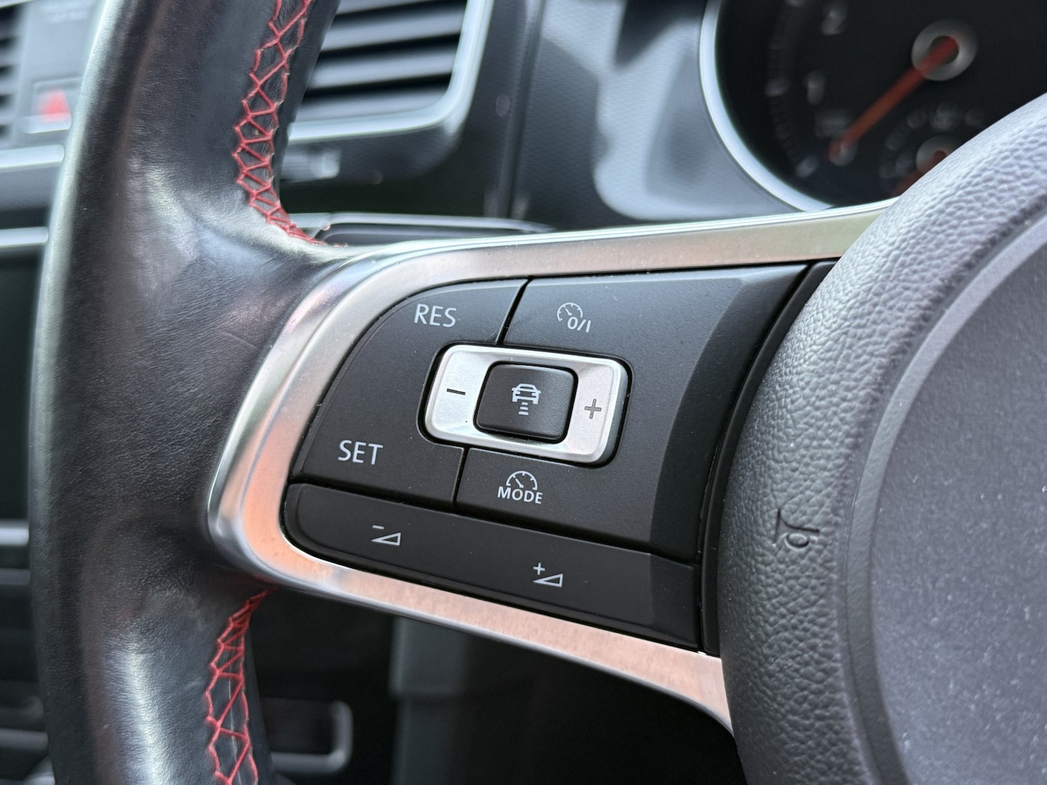 Used Volkswagen Golf 2015 for sale - 76461573: Photo 20