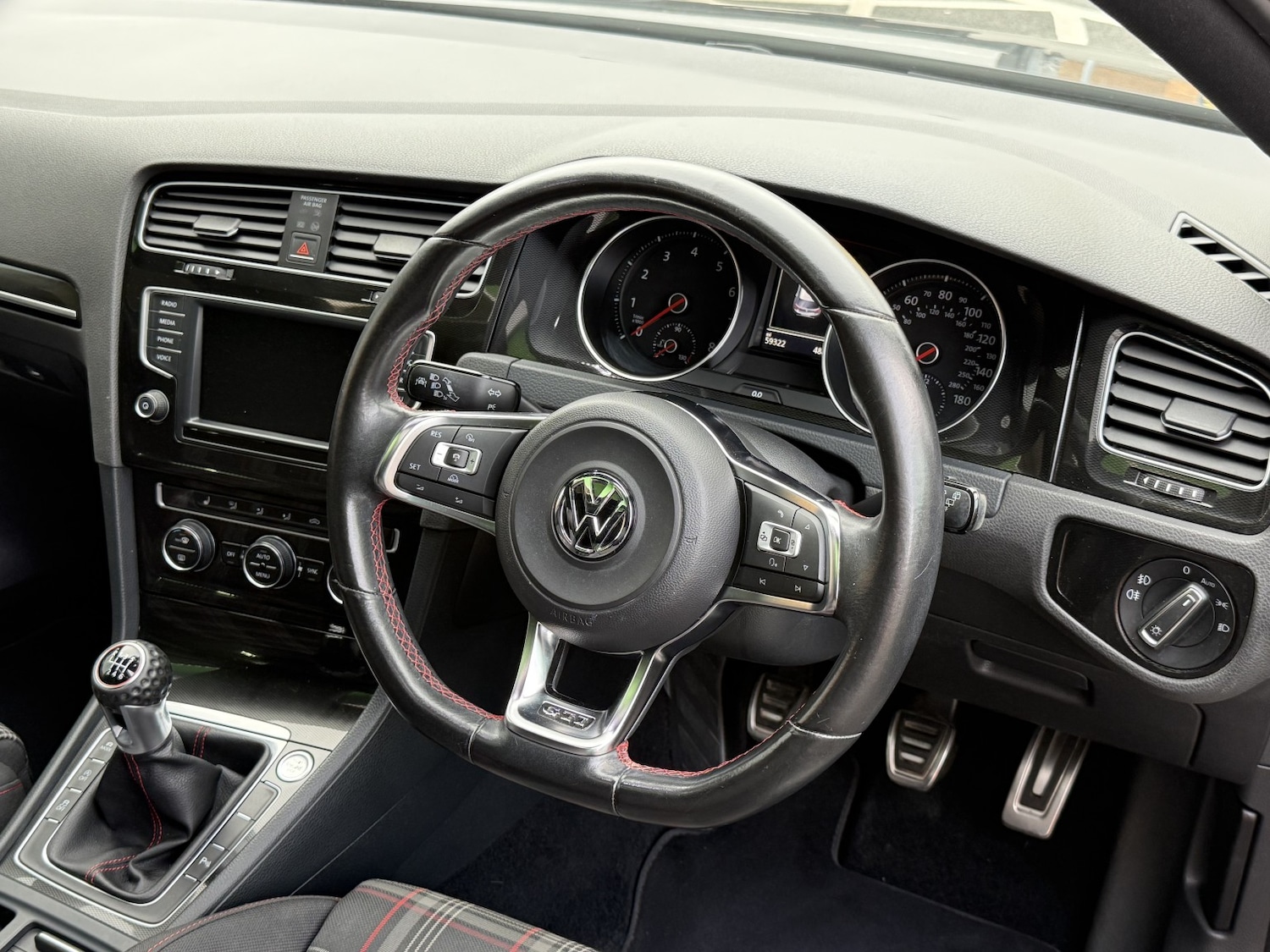 Used Volkswagen Golf 2015 for sale - 76461573: Photo 3