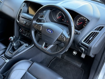 Used Ford Focus 2017 for sale - 77558551: Photo