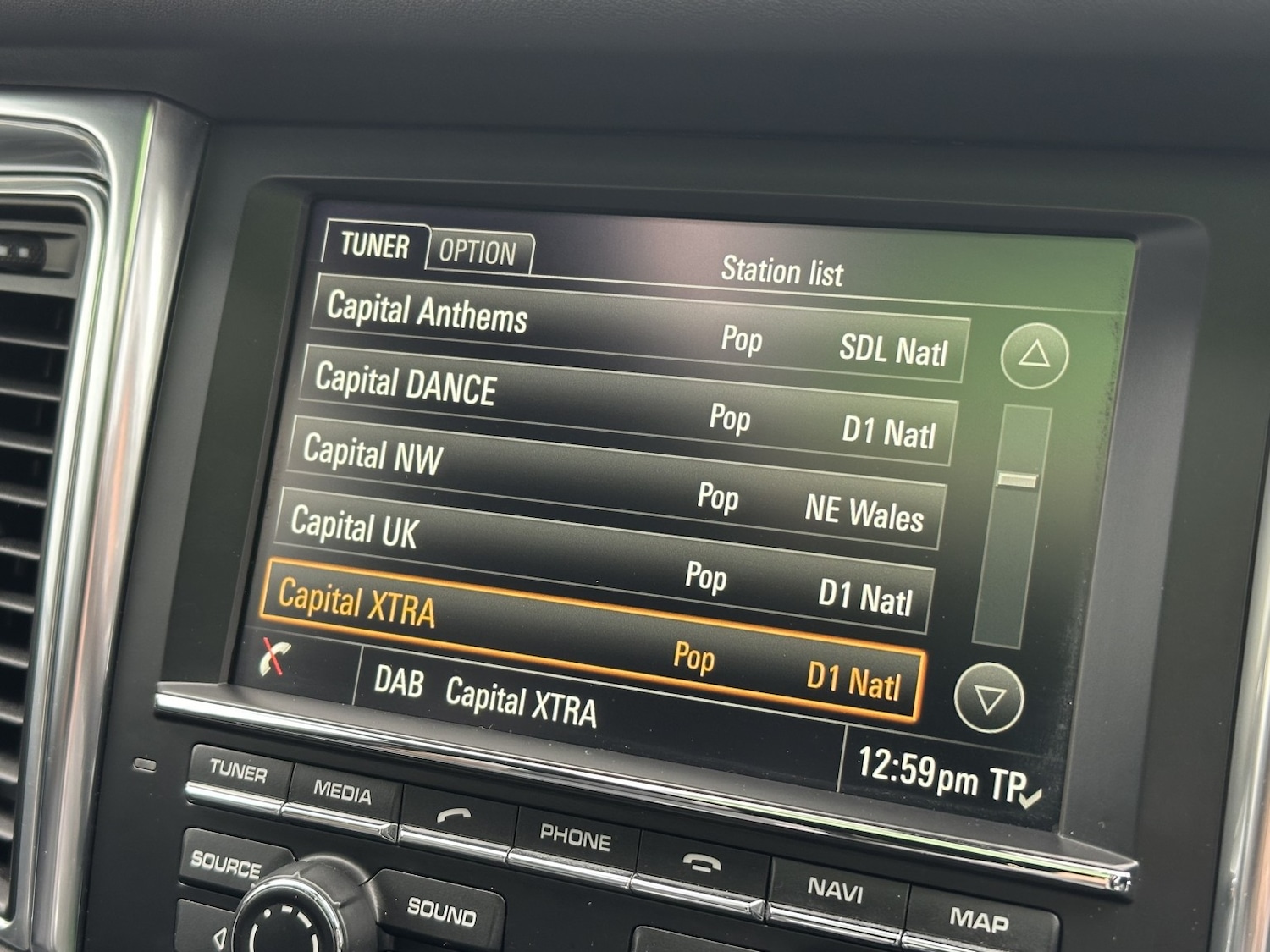 Used Porsche Macan 2015 for sale - 77632390: Photo 14