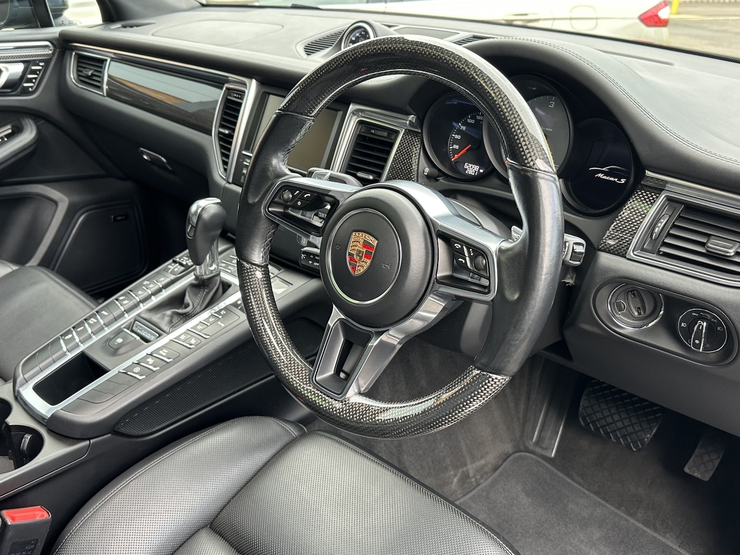 Used Porsche Macan 2015 for sale - 77632390: Photo 3