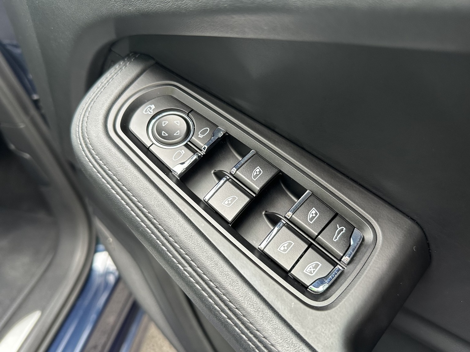 Used Porsche Macan 2015 for sale - 77632390: Photo 34