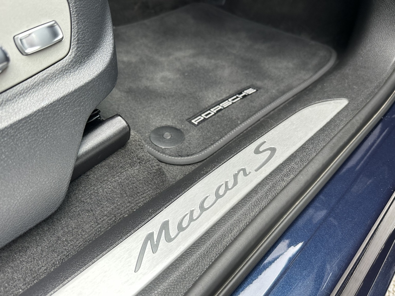 Used Porsche Macan 2015 for sale - 77632390: Photo 35