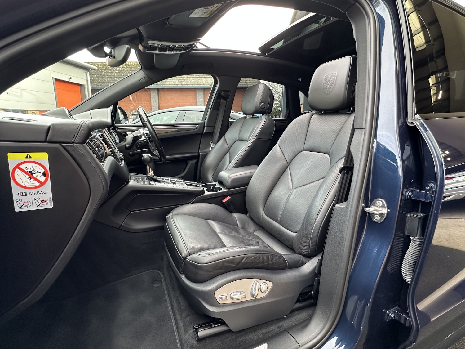 Used Porsche Macan 2015 for sale - 77632390: Photo 5