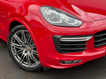 Used Porsche Cayenne 2015 for sale - 75517781: Photo