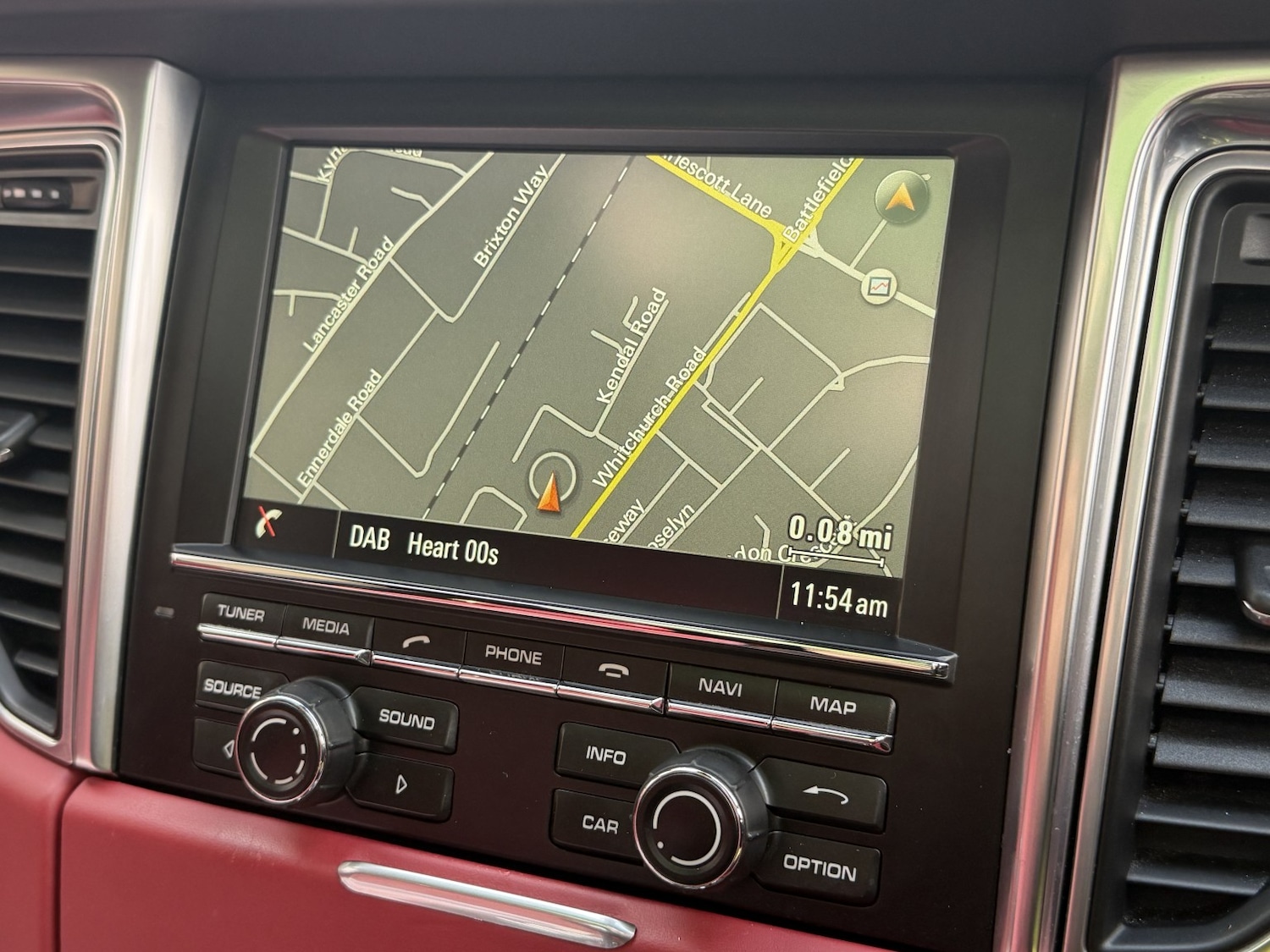 Used Porsche Macan 2016 for sale - 76741362: Photo 11