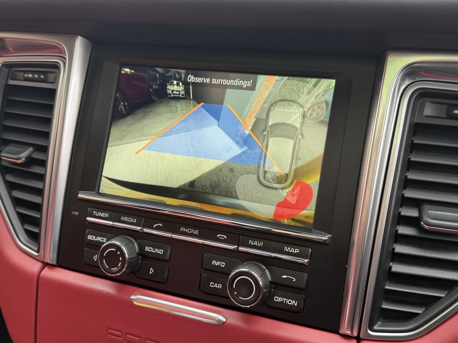 Used Porsche Macan 2016 for sale - 76741362: Photo 21