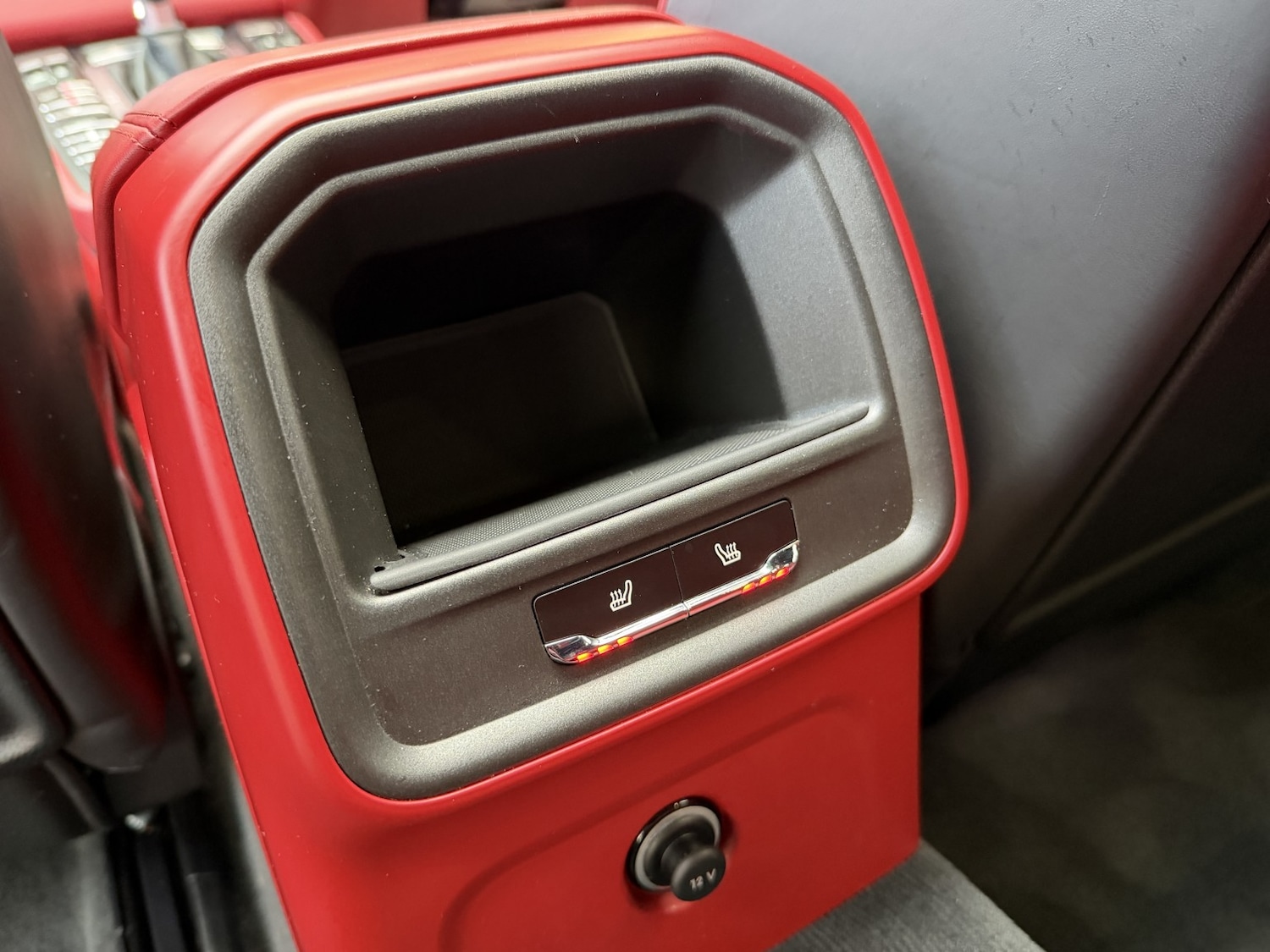 Used Porsche Macan 2016 for sale - 76741362: Photo 23