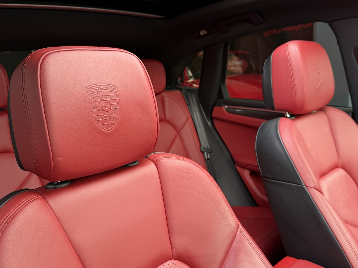 Used Porsche Macan 2016 for sale - 76741362: Photo 6