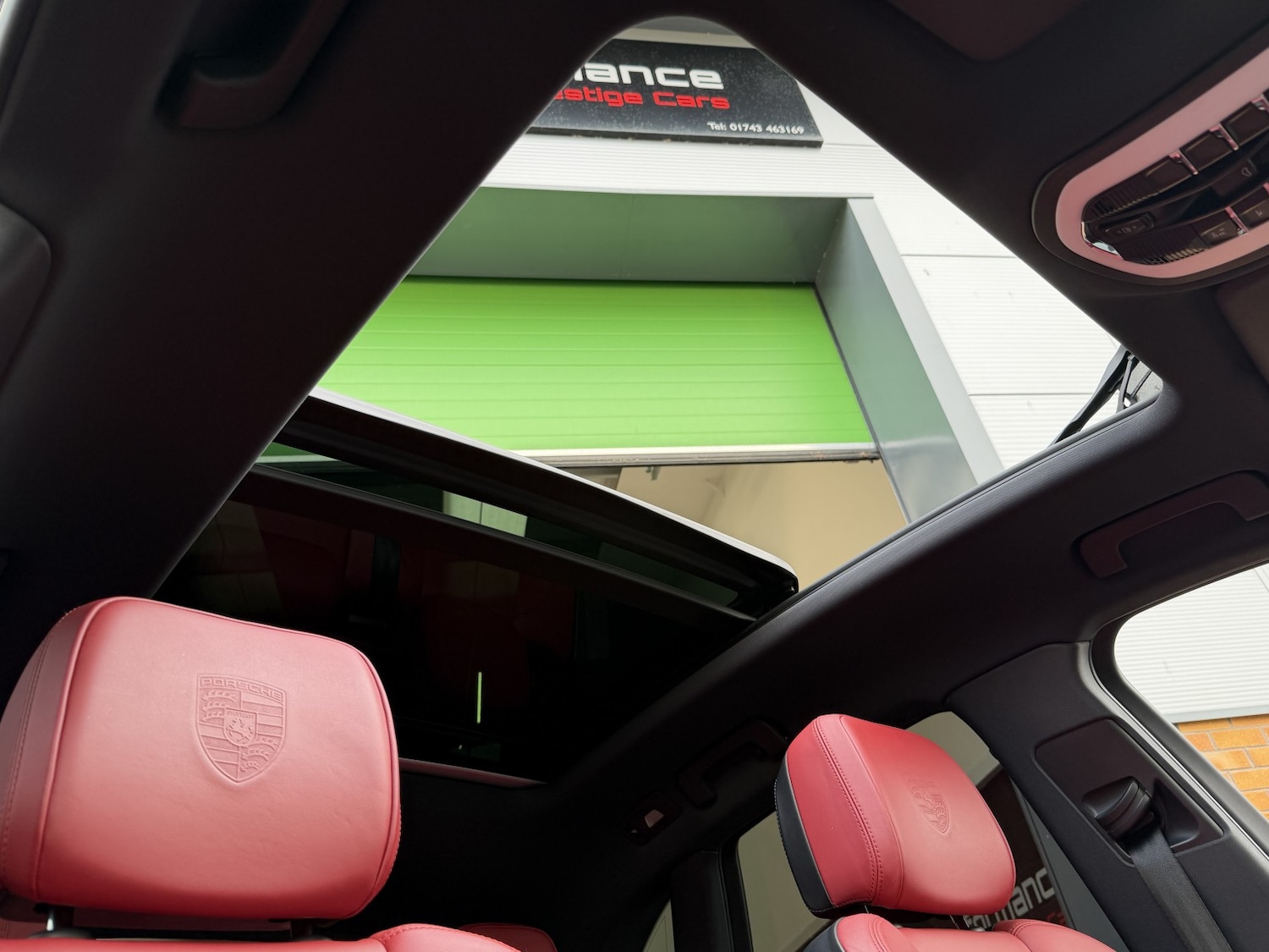 Used Porsche Macan 2016 for sale - 76741362: Photo 7