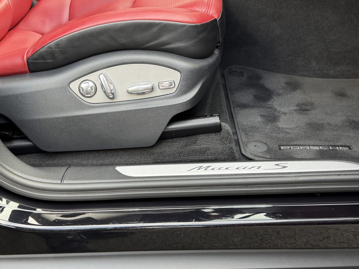 Used Porsche Macan 2016 for sale - 76741362: Photo 8