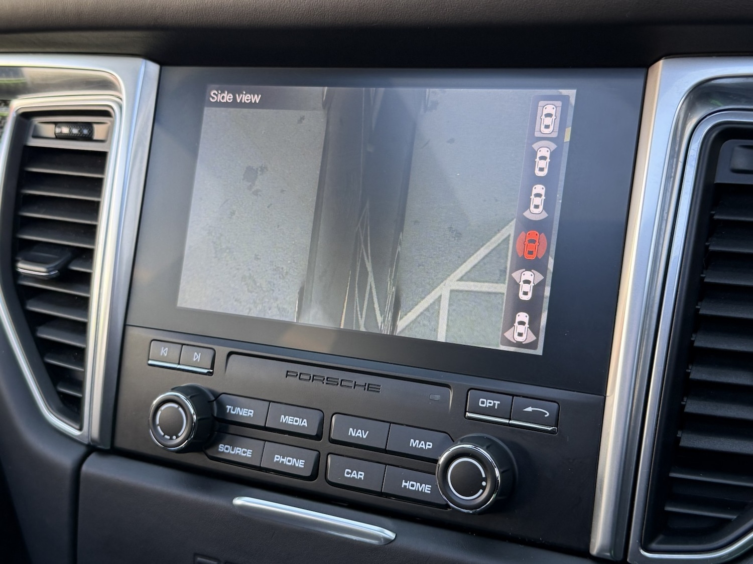 Used Porsche Macan 2018 for sale - 77954040: Photo 12