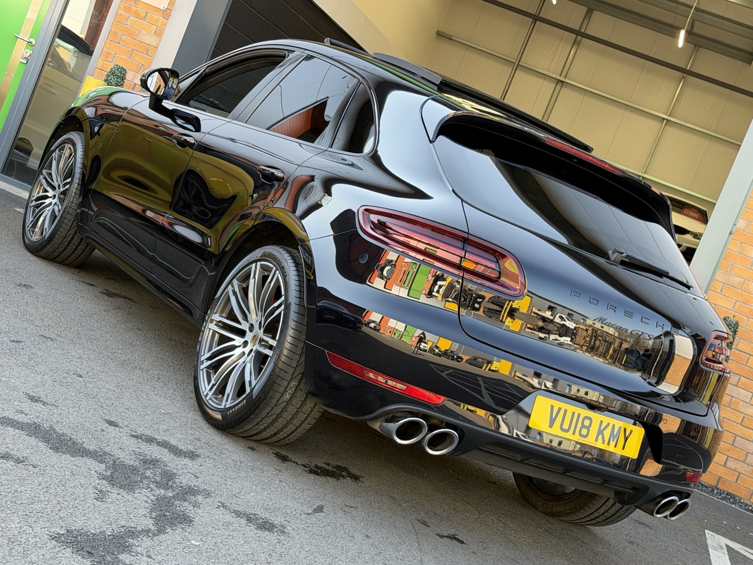 Used Porsche Macan 2018 for sale - 77954040: Photo 28