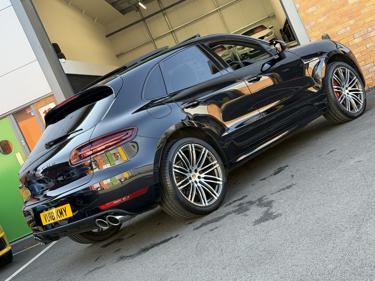 Used Porsche Macan 2018 for sale - 77954040: Photo 30