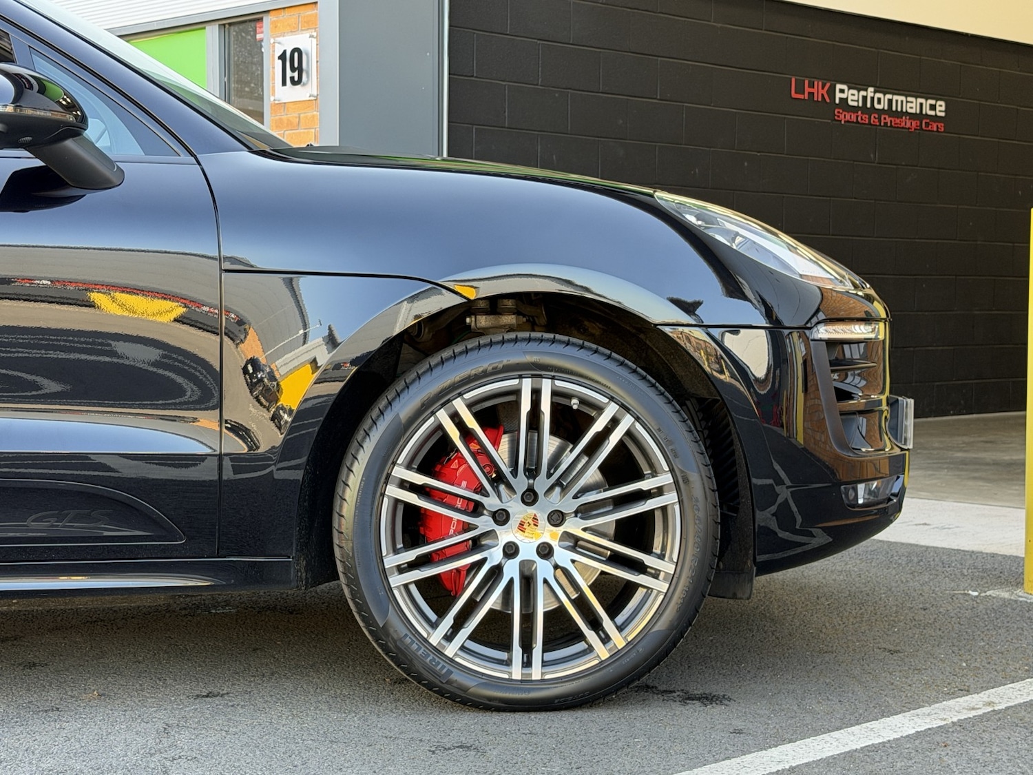 Used Porsche Macan 2018 for sale - 77954040: Photo 31