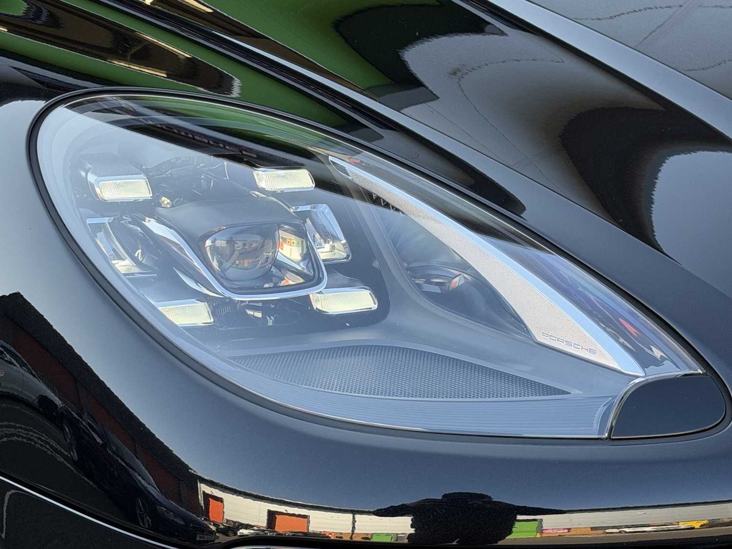 Used Porsche Macan 2018 for sale - 77954040: Photo 33