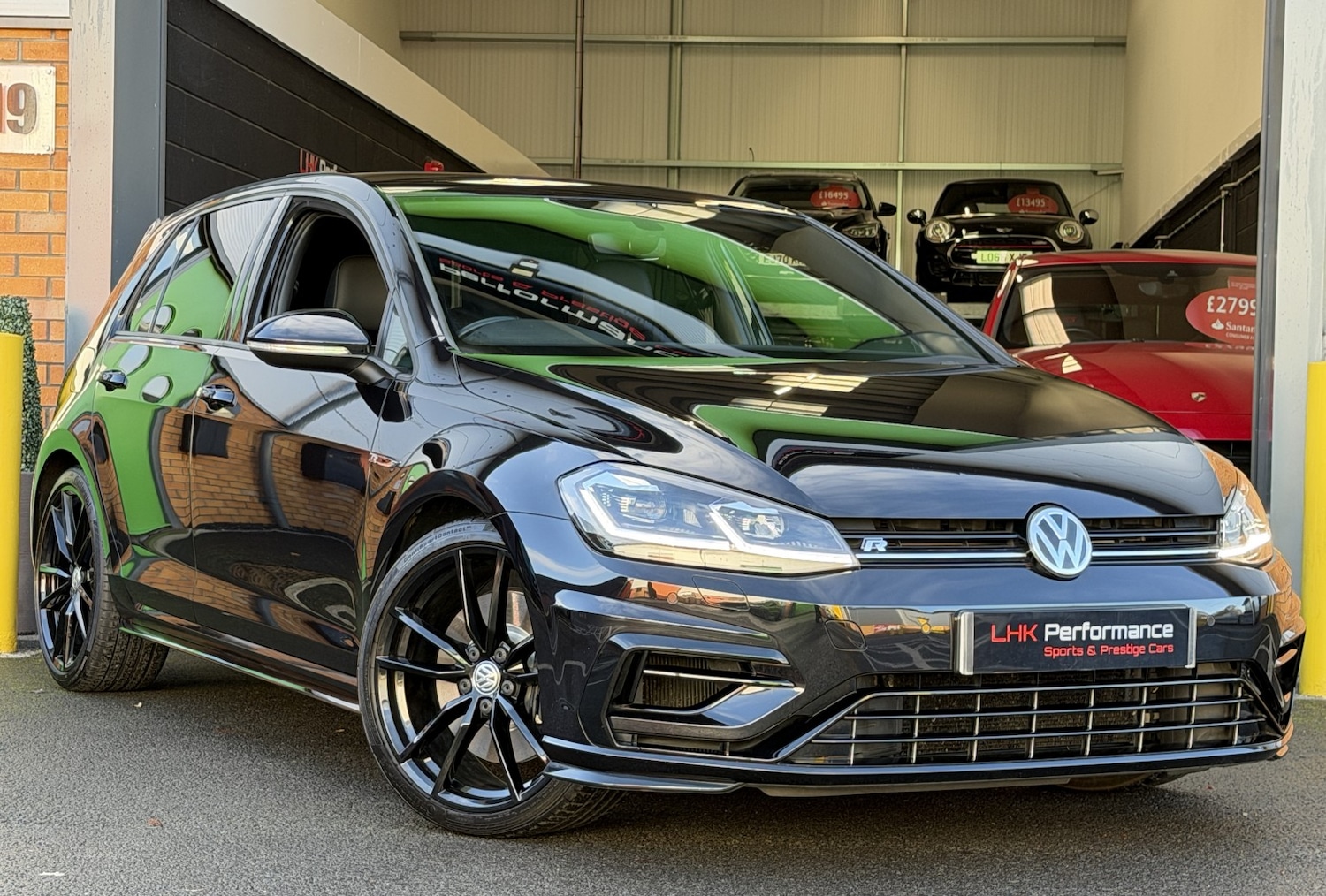 Used Volkswagen Golf 2018 for sale - 76799311: Photo 1