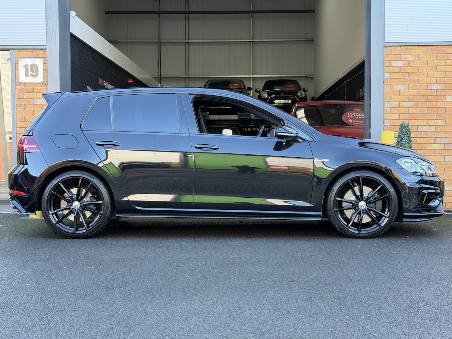 Used Volkswagen Golf 2018 for sale - 76799311: Photo 25