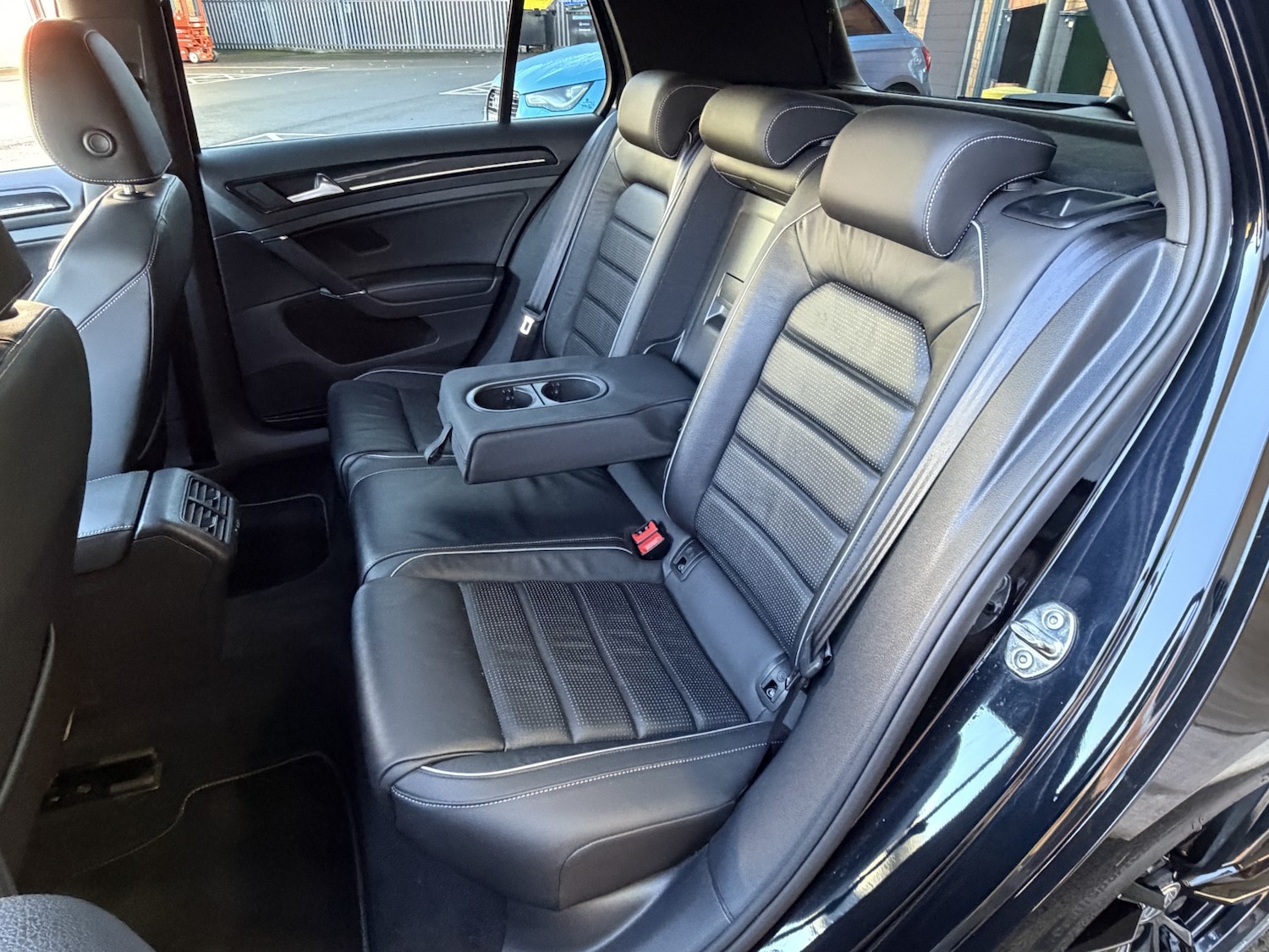 Used Volkswagen Golf 2018 for sale - 76799311: Photo 6